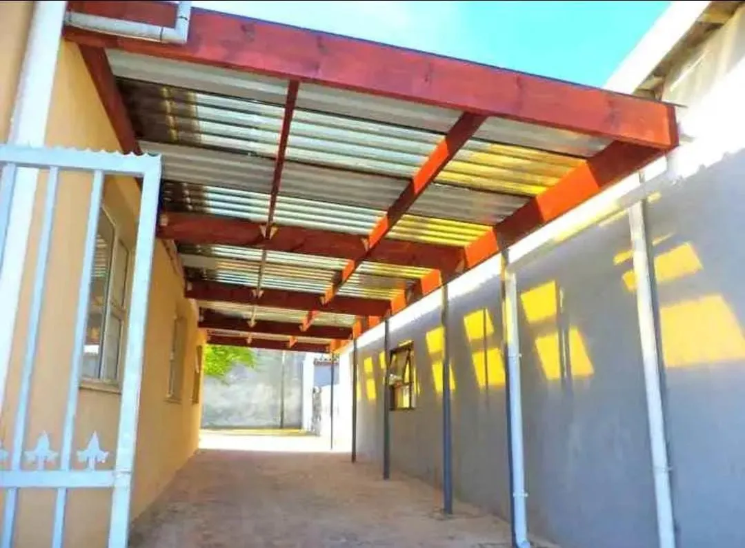 Pergolas & Covered Walkways