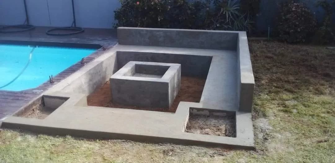 Fire Pits & Built-in Seating